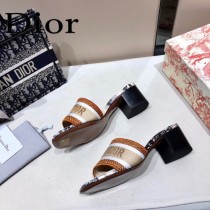 Dior-01  代購頂級春夏膠囊系列立體刺繡度假字母拖