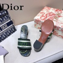 Dior-04  代購頂級春夏膠囊系列立體刺繡度假字母拖