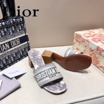 Dior-03  代購頂級春夏膠囊系列立體刺繡度假字母拖