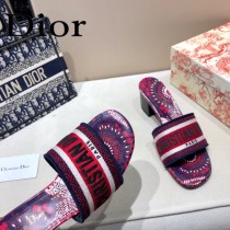 Dior-06  代購頂級春夏膠囊系列立體刺繡度假字母拖