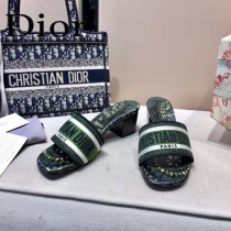 Dior-04  代購頂級春夏膠囊系列立體刺繡度假字母拖