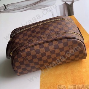 47528-02  LV經典款原版皮男女同款盥洗包 化妝包