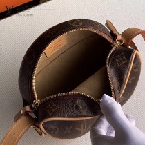 M45149 LV新款 BOÎTE CHAPEAU SOUPLE 小號手袋蘋果包