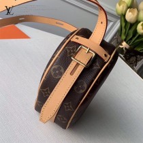 M45149 LV新款 BOÎTE CHAPEAU SOUPLE 小號手袋蘋果包