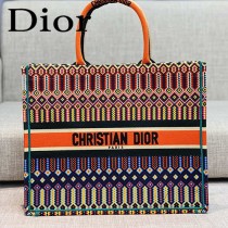 DIOR-03 迪奧原版皮新圖案新款刺繡Dior Book Tote購物袋手提包