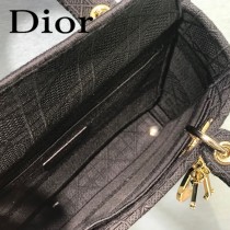 DIOR-01 迪奧全新Lady Dior 刺繡菱格系列戴妃包