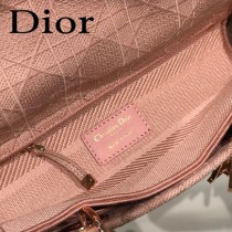 DIOR-03 迪奧全新Lady Dior 刺繡菱格系列戴妃包