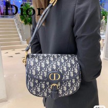 迪奧 原版皮 Dior bobby 2020全新中號郵差包