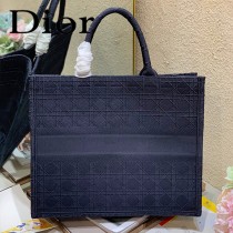 Dior迪奧-04  原版皮大號格纹 Book Tote 購物袋