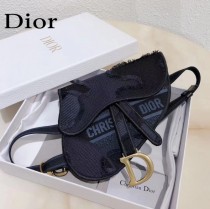 DIOR 新款原版皮 老花字母馬鞍腰包