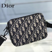 Dior homme老花相機包