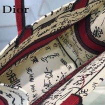 Dior 新色-七夕紅限定款 大號Book tote 寶藏刺繡購物袋