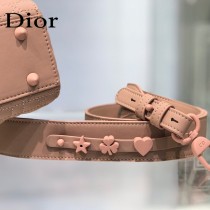 DIOR-01  新款四格徽章磨砂原版皮戴妃包