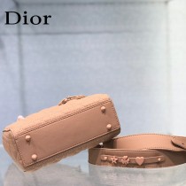 DIOR-01  新款四格徽章磨砂原版皮戴妃包