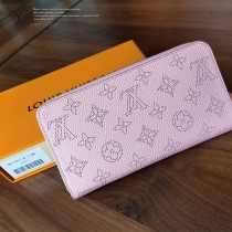 M61867-04  LV原單穿孔小牛皮Zippy錢夾