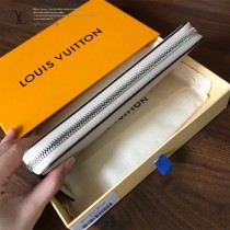 M61867-02  LV原單穿孔小牛皮Zippy錢夾