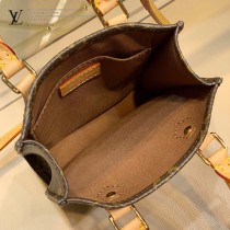 LV  M69442 原版皮Petit Sac Plat 手袋