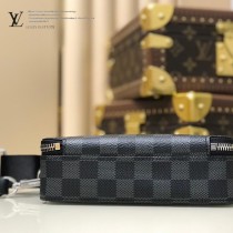 LV N60418 原版皮ALPHA WEARABLE 手袋