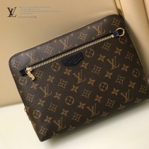 LV  M60417-01  原版皮 New Pouch 手拿包