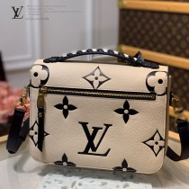 LV  原版皮 M45385-02  Pochette Métis 手袋