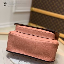 LV M57071-01  原版皮信封包