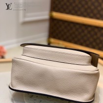 LV M57071-02  原版皮信封包