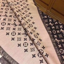 LV熱銷老花絲毛長巾