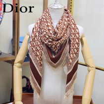 Dior最新的專櫃主打款D字母鎖邊140大方巾