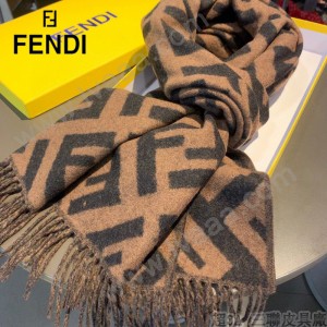 Fendi老花FF字母款圍巾