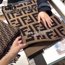 Fendi雙F圍巾 全世界都在搶的老花FF字母款