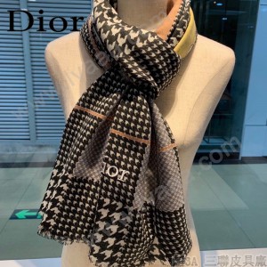 Dior迪奧最新專櫃主打款千鳥格羊絨長巾