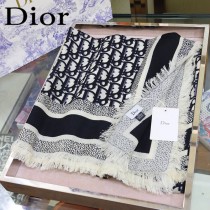 Dior最新的專櫃主打款D字母鎖邊140大方巾