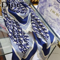 Dior最新的專櫃主打款D字母鎖邊140大方巾