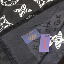 LV新款動物紋理Giant Jungle Monogram 披肩