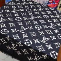 LV新款動物紋理Giant Jungle Monogram 披肩