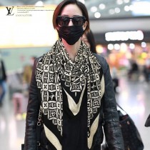 LV 1854  Monogram 披肩方巾