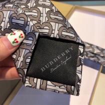 BURBERRY巴寶莉男士爆款TB標誌領帶