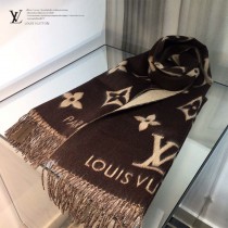 路易威登經典著作，超多明星同款大披肩