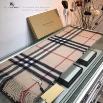 巴寶莉Burberry經典大格子圍巾男女同款