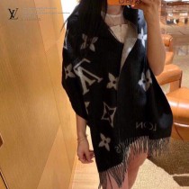 路易威登經典著作，超多明星同款大披肩