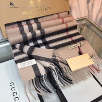 巴寶莉Burberry經典大格子圍巾男女同款