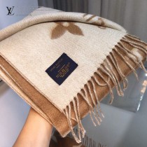 路易威登經典著作，超多明星同款大披肩