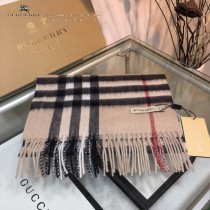 巴寶莉Burberry經典大格子圍巾男女同款