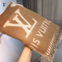 路易威登經典著作，超多明星同款大披肩
