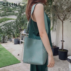 CELINE塞琳原單 650 SANGLE BUCKET小號柔軟粒面小牛皮小號水桶包