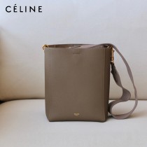 CELINE塞琳原單 650 SANGLE BUCKET小號柔軟粒面小牛皮小號水桶包