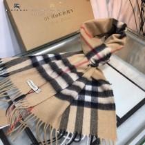 巴寶莉Burberry經典大格子圍巾男女同款