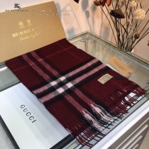 巴寶莉Burberry經典大格子圍巾男女同款