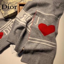 DIOR迪奧羊毛套裝帽子 經典套裝帽子圍巾