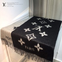 路易威登經典著作，超多明星同款大披肩